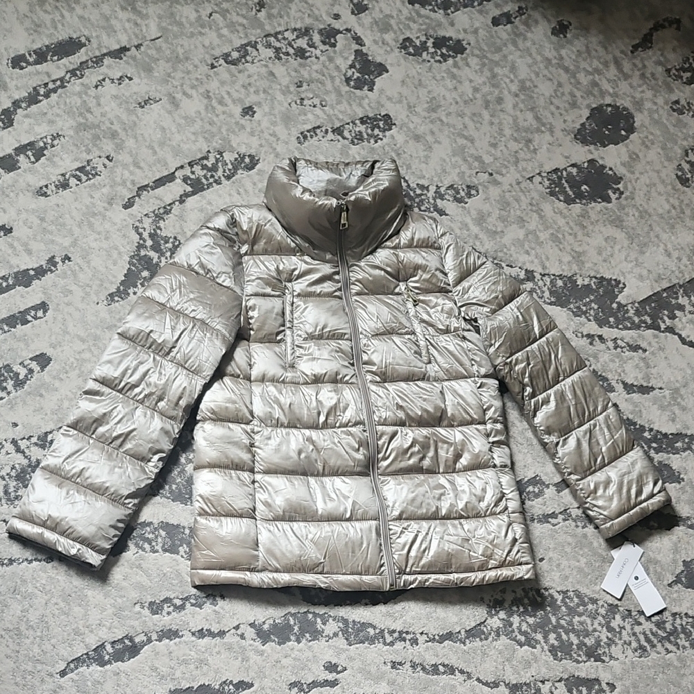 Calvin Klein Puffer Jacket with Quilted Design and Stand-Up Collar